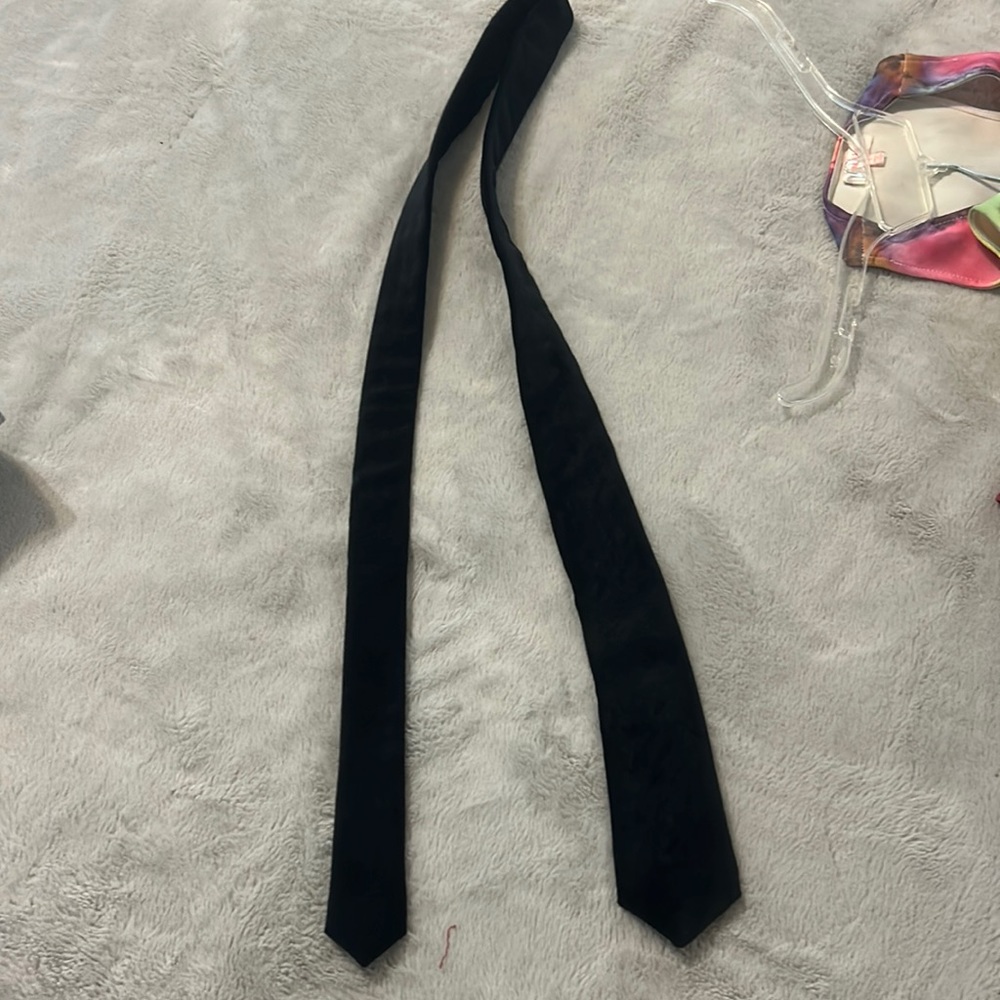 Tie new no tags smoke free